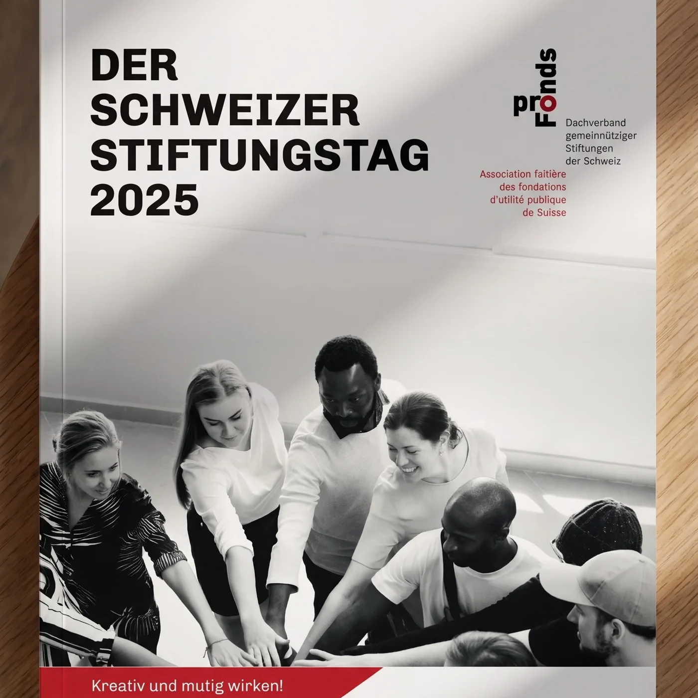 Titelseite des Programmhefts zum Schweizer Stiftungstag 2025